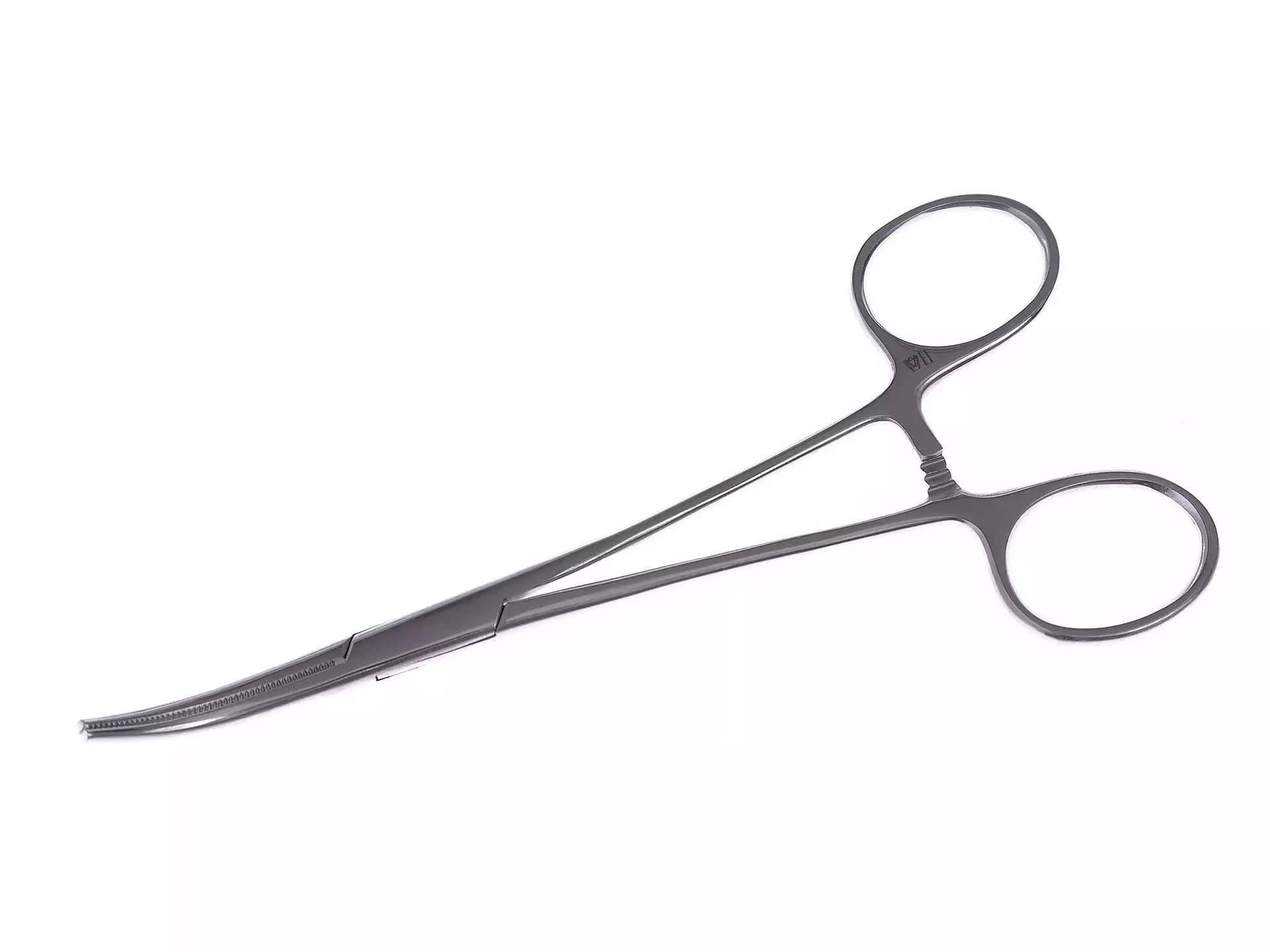 Зажим 17-262 кровоостанавливающий, зубчатый, изогнутый №1, длина 160мм, многоразовый, аналог З-53